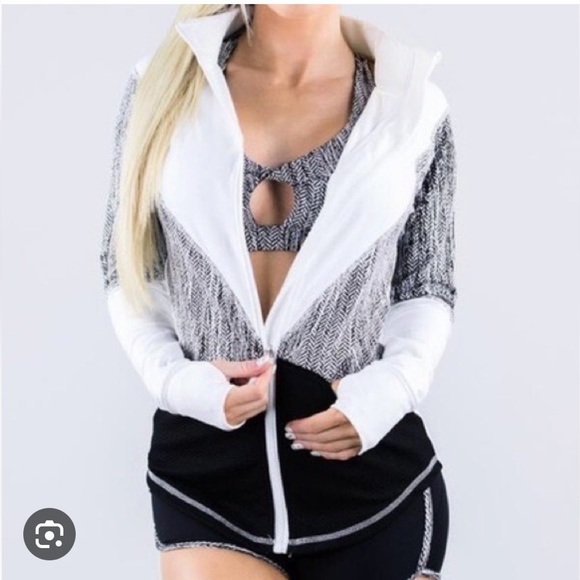 Buffbunny Jacquard Jacket - Picture 2 of 6